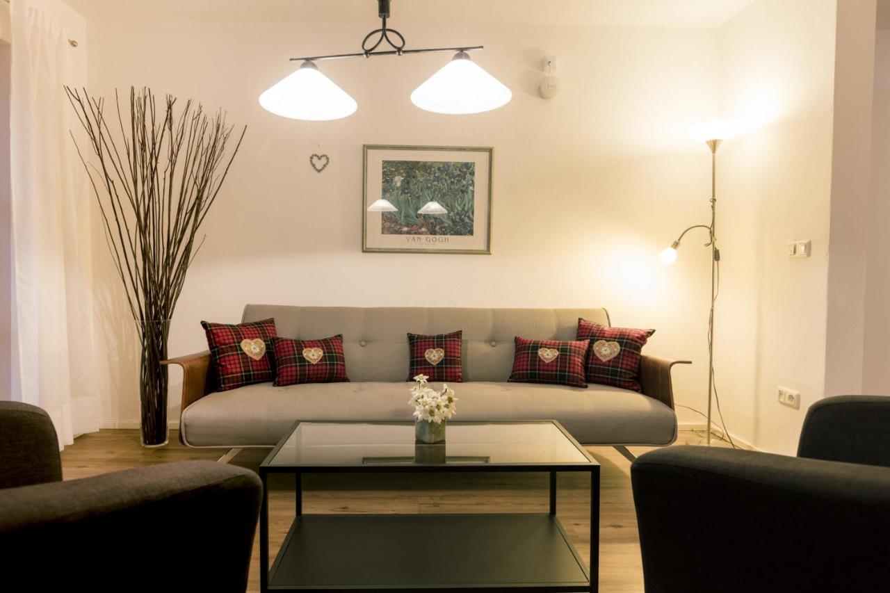 Haus Sonnenblick - Wohnung A Garmisch-Partenkirchen Ngoại thất bức ảnh